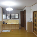 北栄町　水廻りと床張り替えリフォーム：対面キッチンと、ペット対応フロア