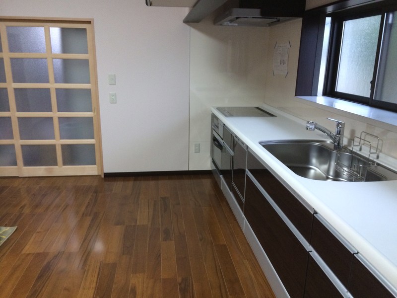 倉吉市　キッチンと浴室、トイレ取り換え工事をして水回りスッキリ